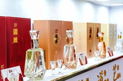 今世缘上市十年 一路生花，香醉中国白酒新篇章