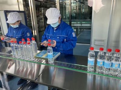 内蒙古世纪呼白酒业新品上市 乙醇消毒剂与次氯酸水食用消毒剂